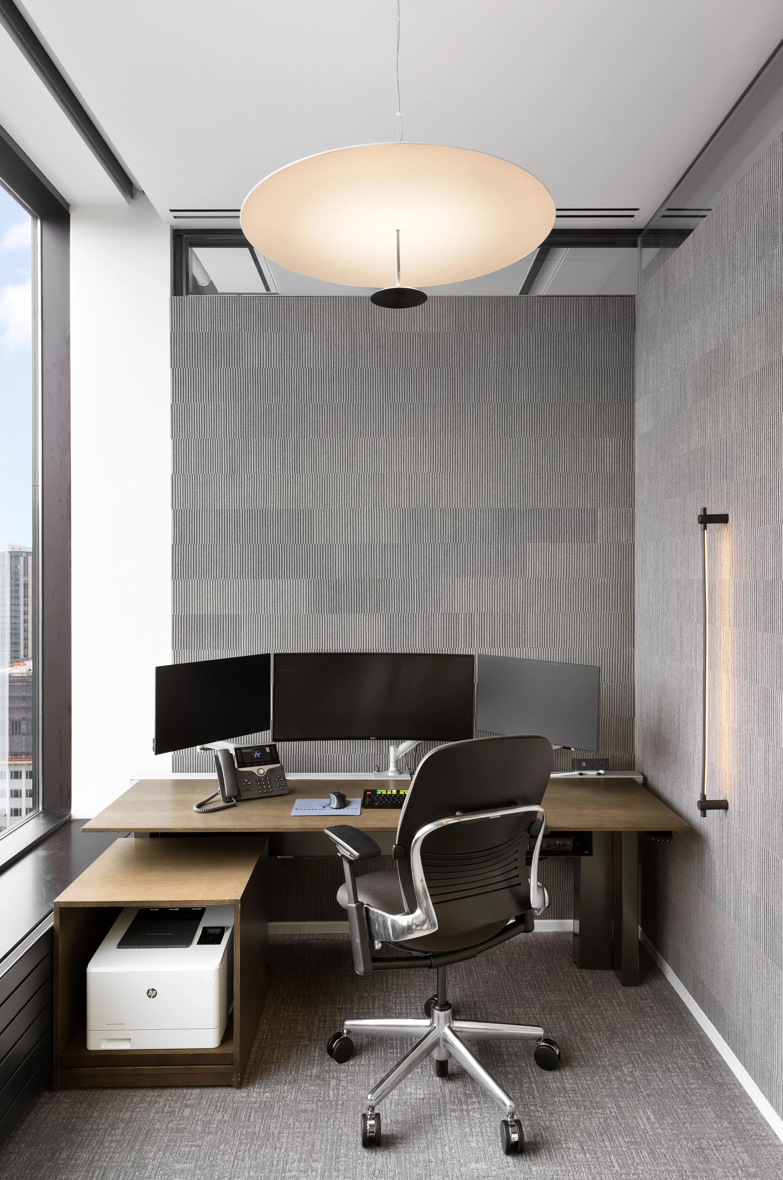 Confidential Financial Client - Phone Room