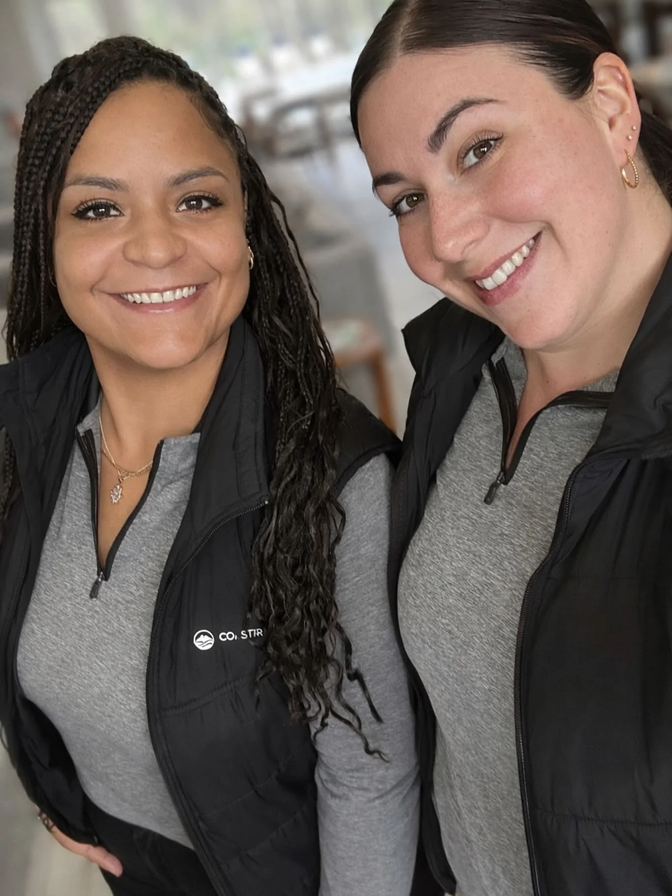 Great minds think alike&hellip; and apparently dress alike too! 😅 #TwinningAtWork #DoubleTake #TeamGoals