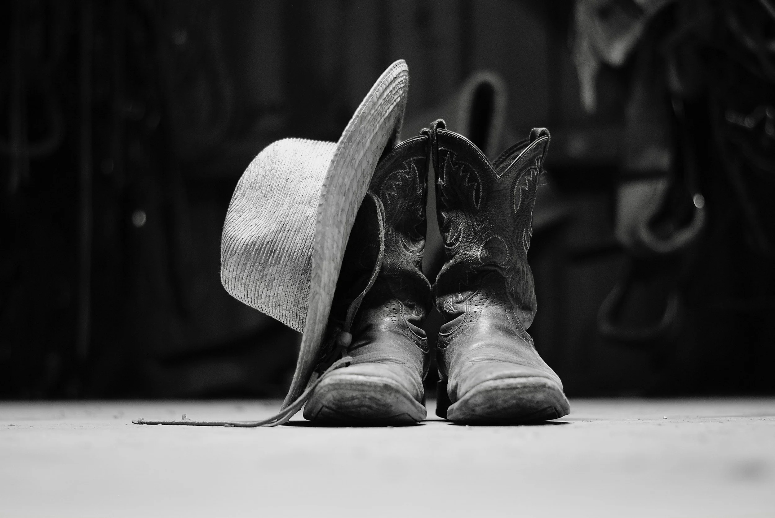5 Signs It’s Time for New Boots(Spoiler: Duct Tape Shouldn’t Be a Long-Term Fix)