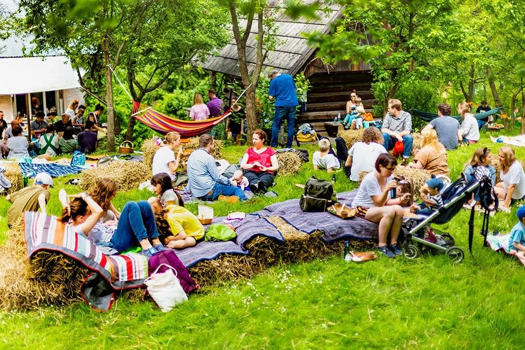 Marta piknik Marcy.jpg