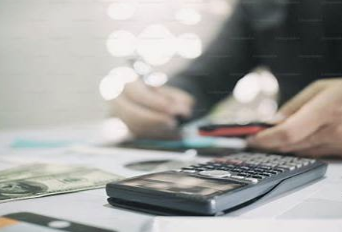 Unit Economics vs Burning Cash: Why Your Business Plan Needs a Fractional CFO’s Reality Check in 2026