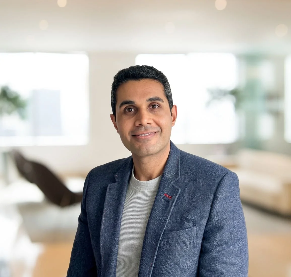 Photo of Payvand Jalali, Registered Psychotherapist in Toronto