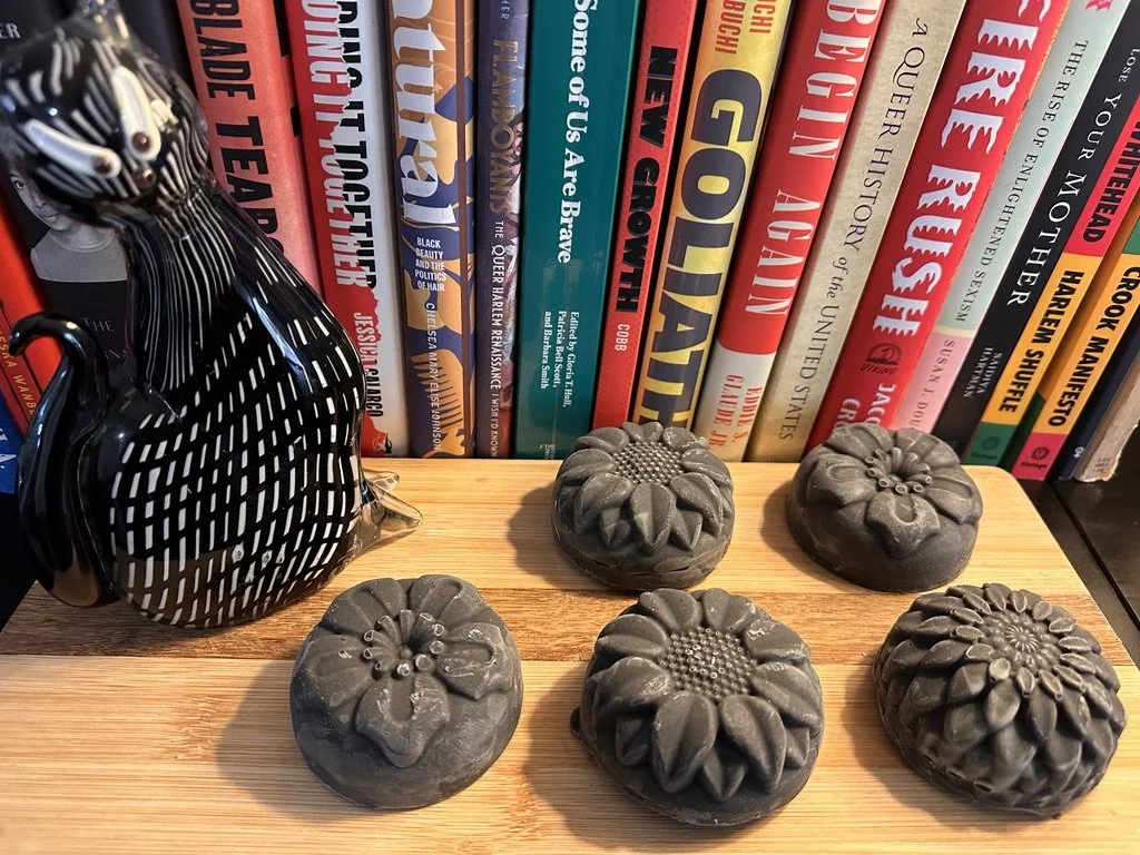 Activated Charcoal and Bentonite Clay Facial Bar