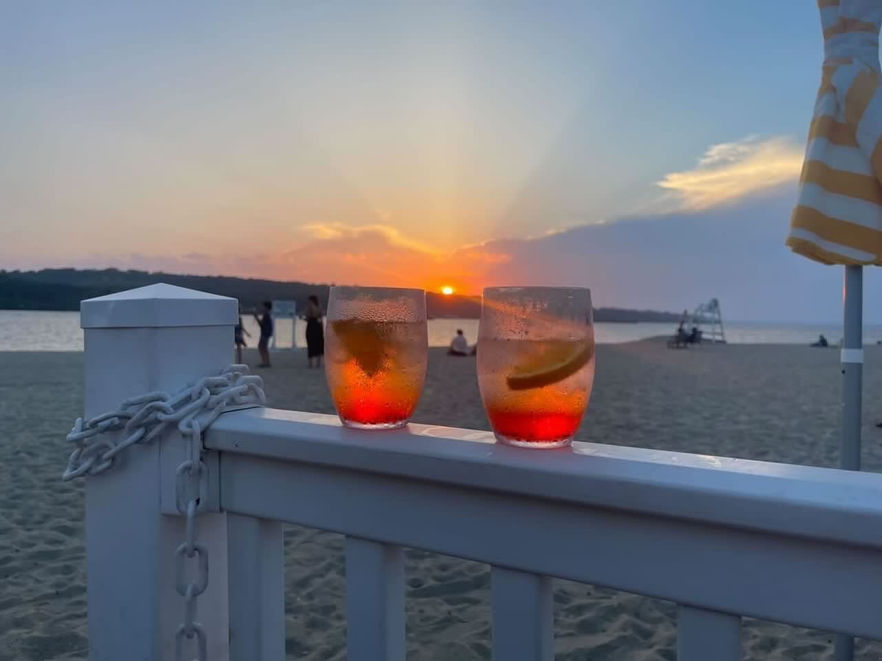 🍊 Aperol Spritzies on the beach don&rsquo;t suck&hellip;.

🏖️ We are officially open for the 2024 SZN serving lunch, dinner and cocktails
☀️ Bask in the sun during the day and then warm up by the firepits at night
🧉 Plus Drinking Rocket Fuels will
