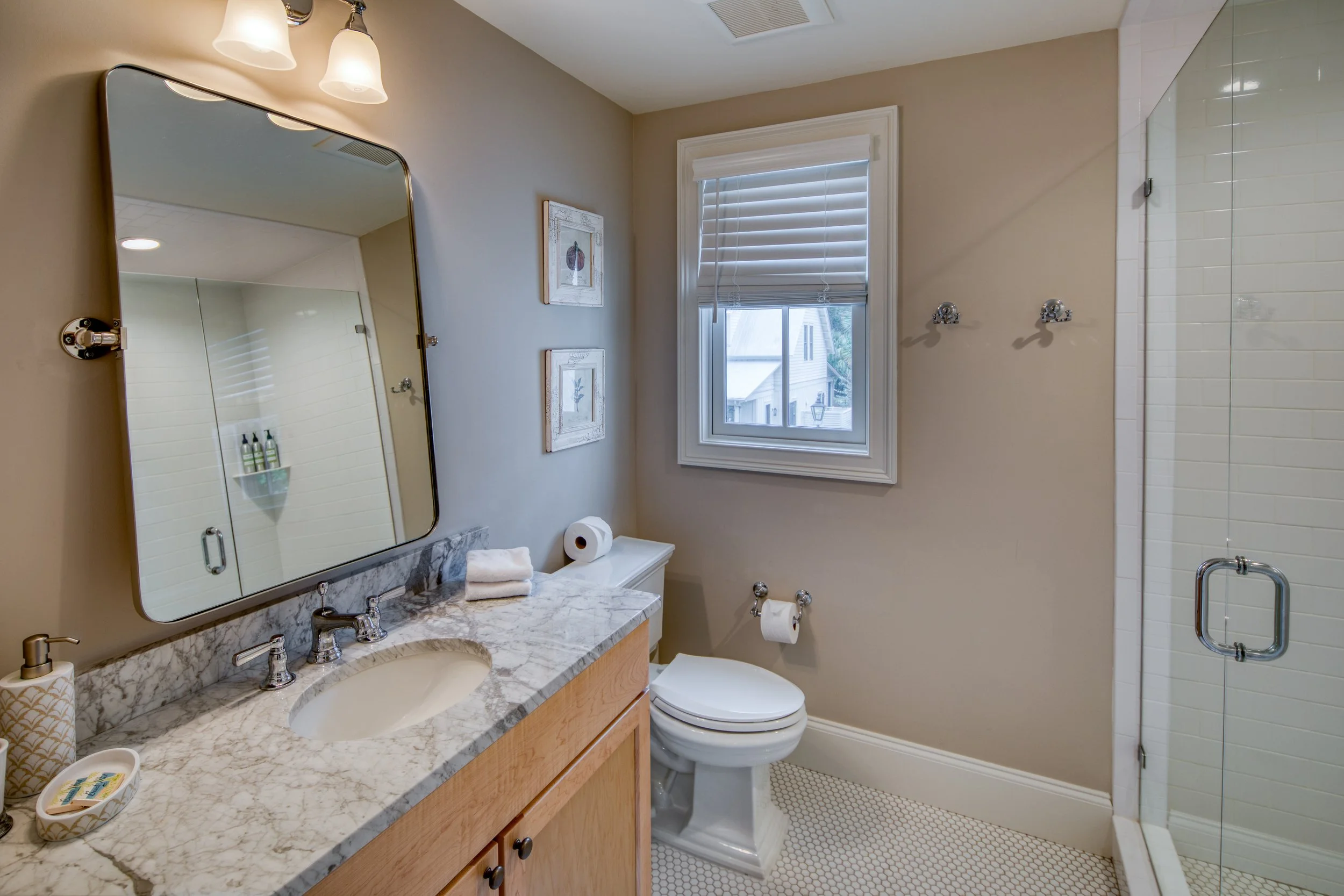 8CobaltLn_0560VRBO.jpg