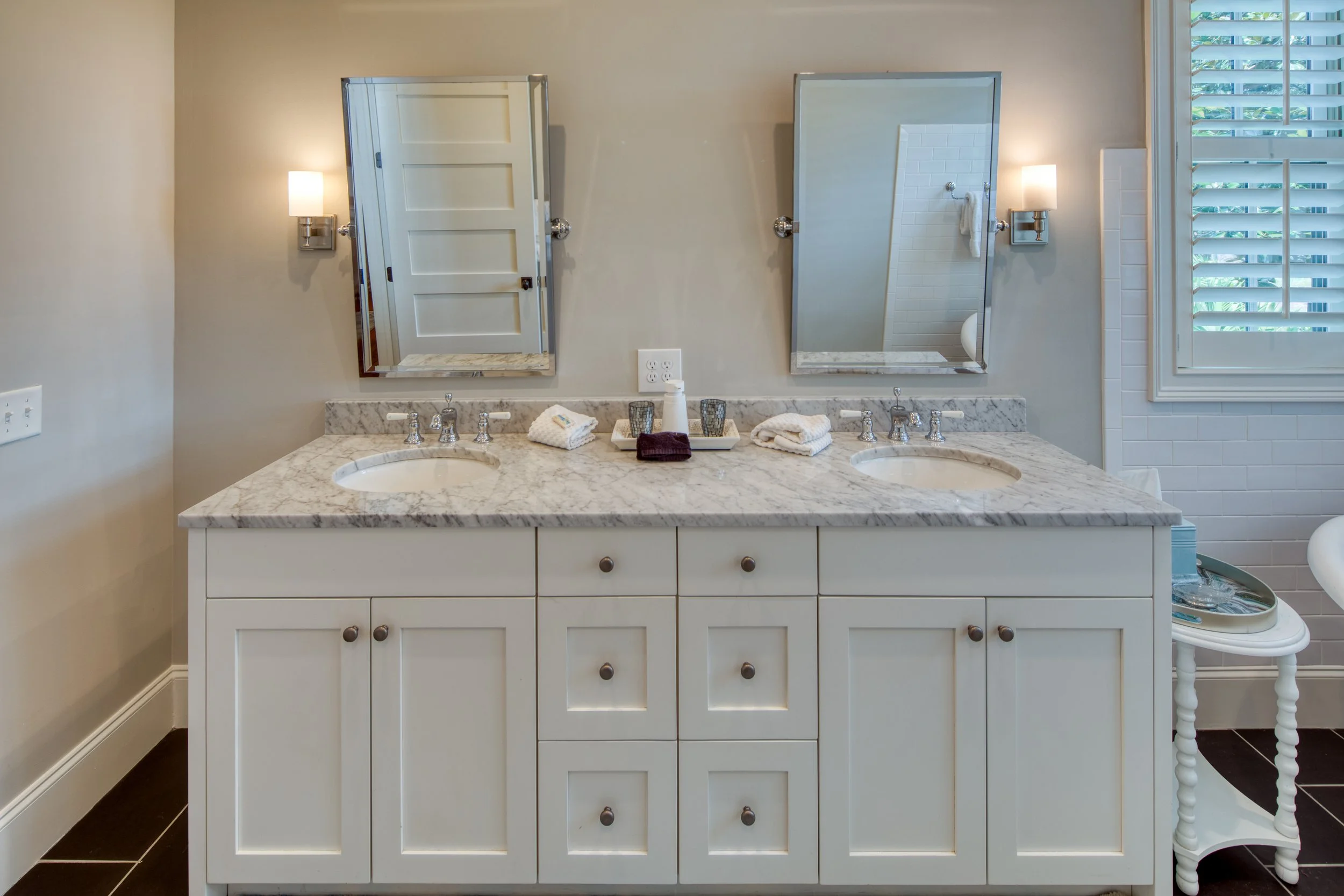 8CobaltLn_0491VRBO.jpg