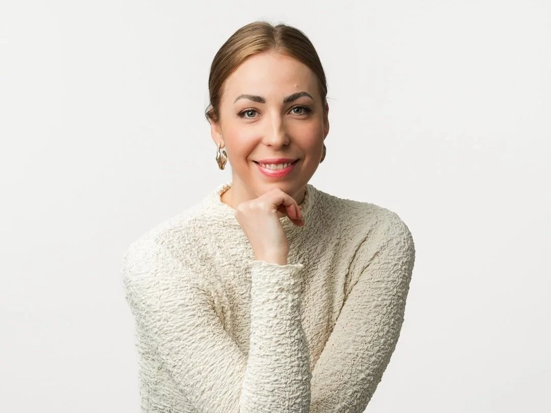 Con tè pari- & yksilöterapeutti Oona-Lotta