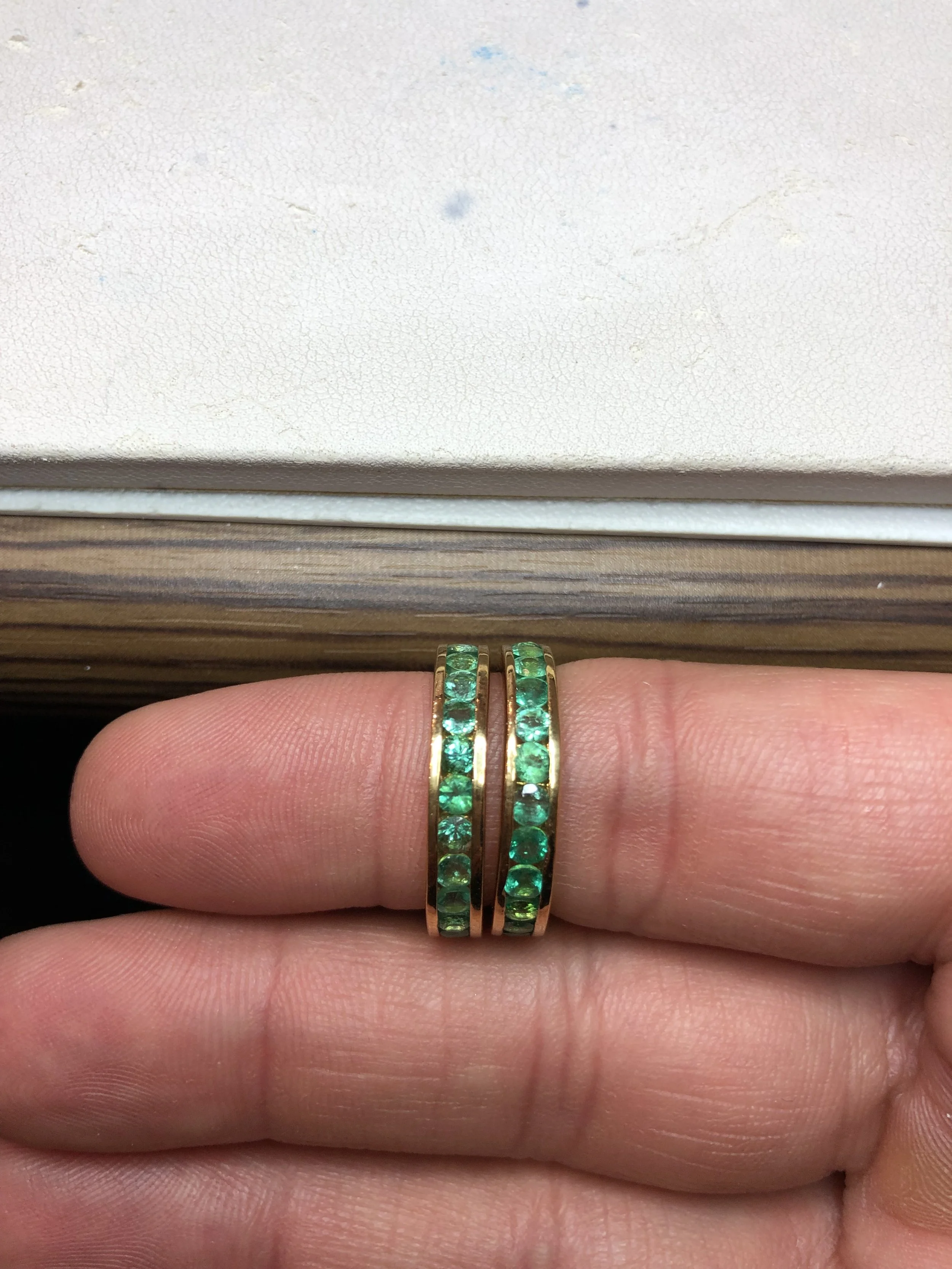 Natural eternity ring