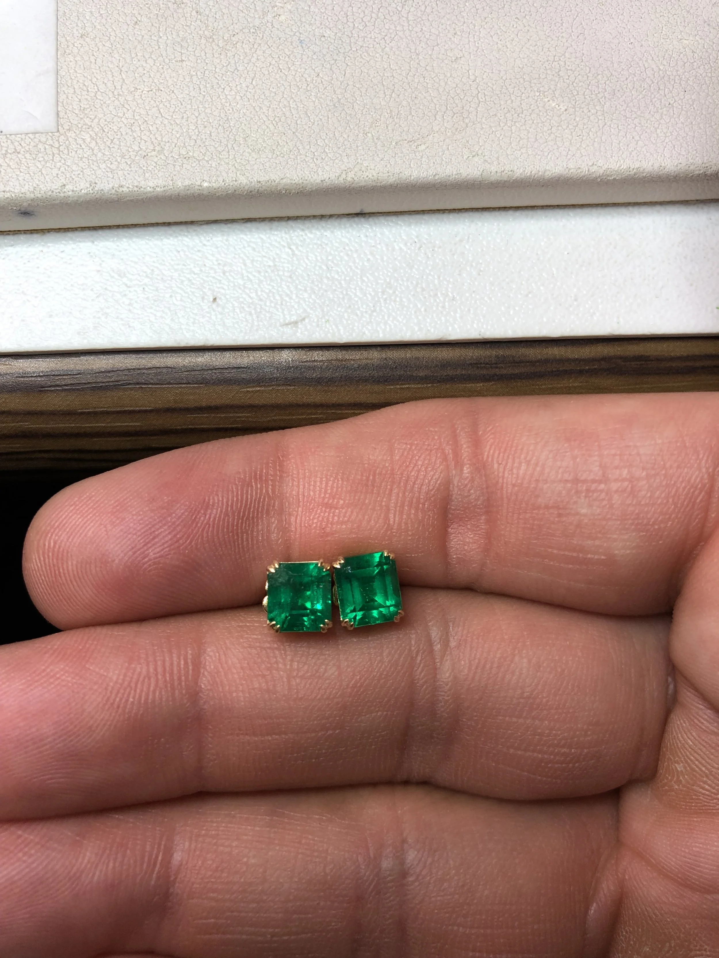 Emerald Stud