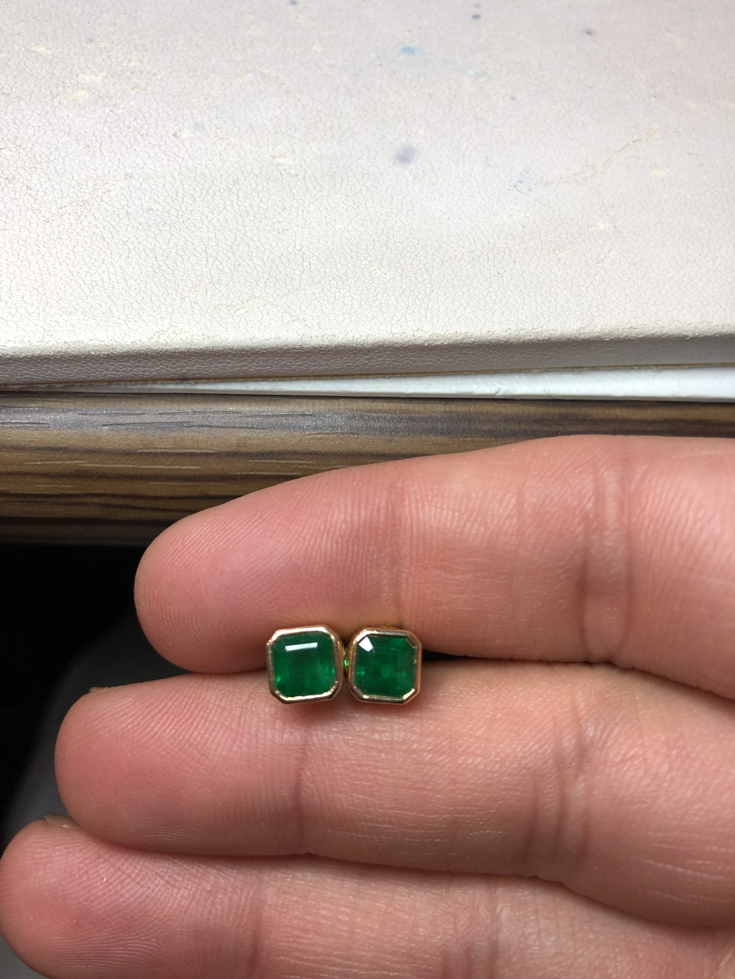 Emerald Stud