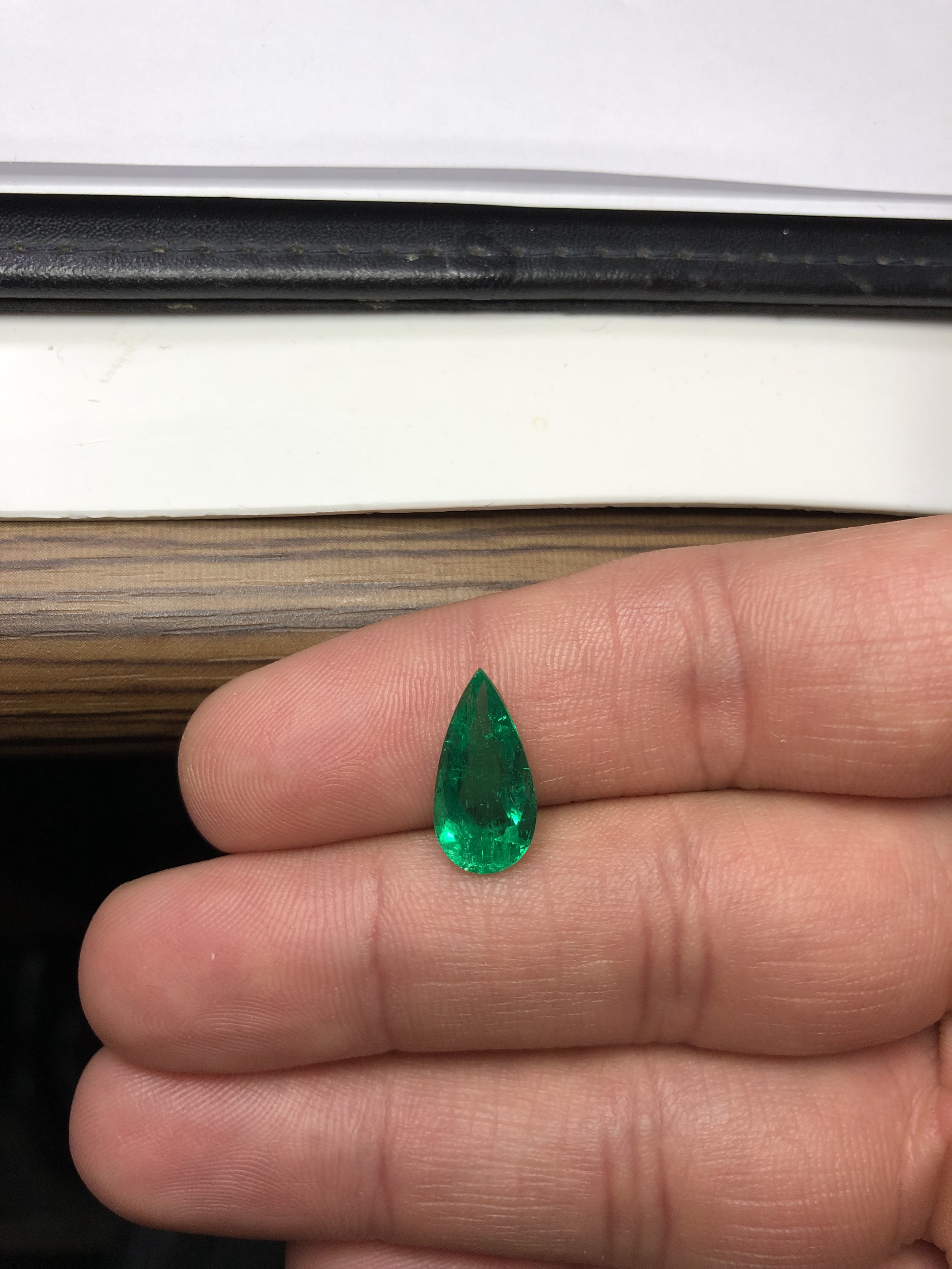 natural colombian emerald pear shape