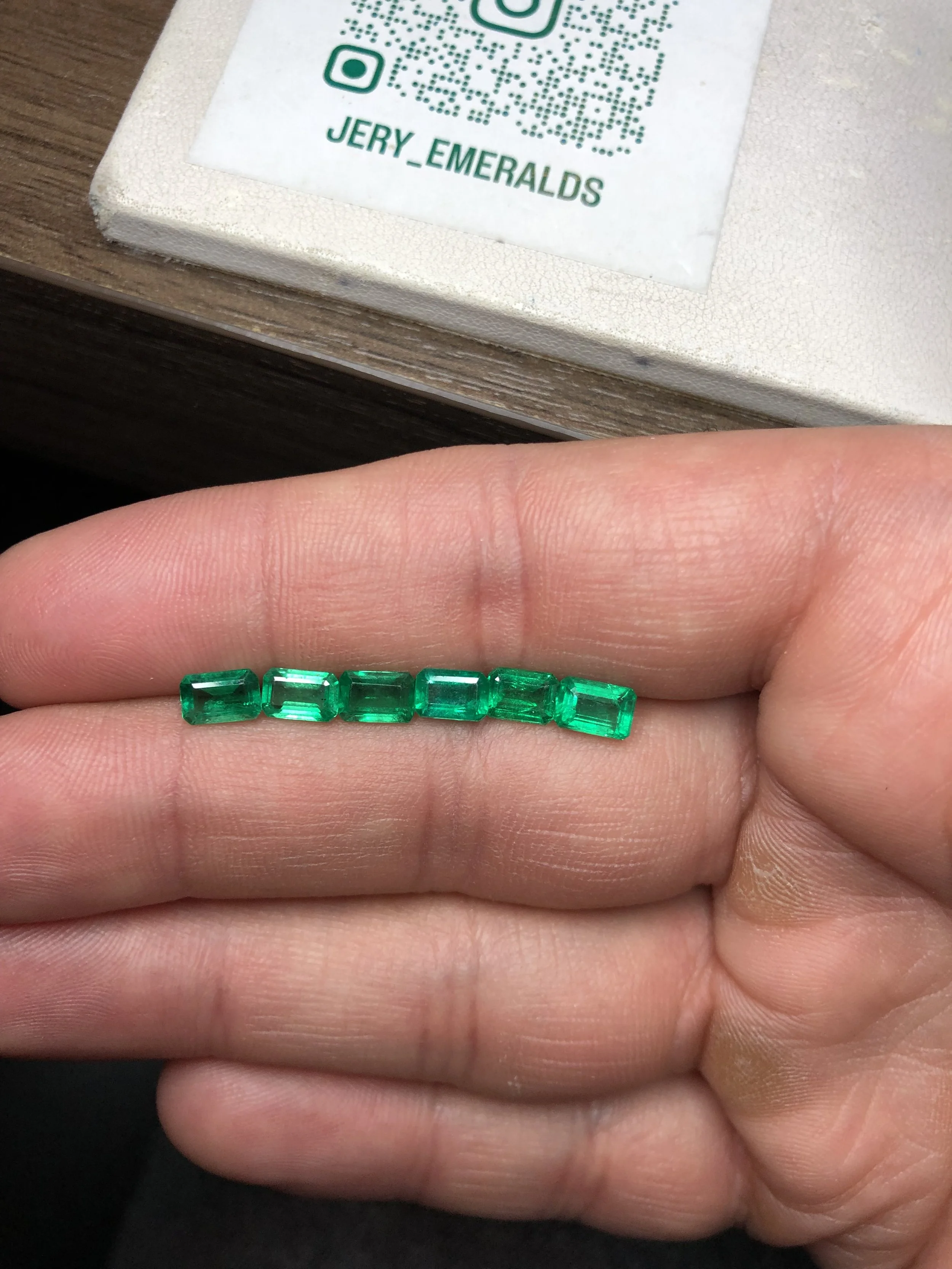 Natural Emerald Elongated 6 stones