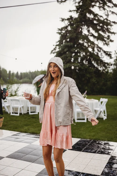 Tawny Nichelle Photography - Alaska Wedding Photographer