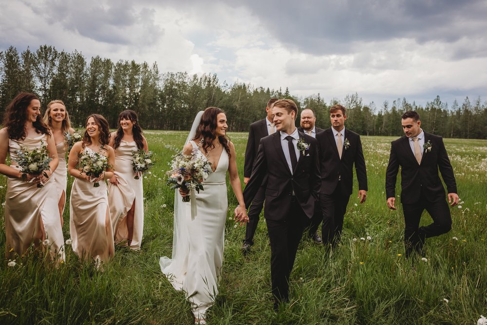 Tawny Nichelle Photography - Alaska Wedding Photographer