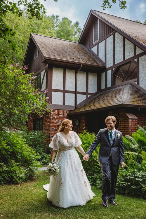 Tawny Nichelle Photography - Alaska Wedding Photographer