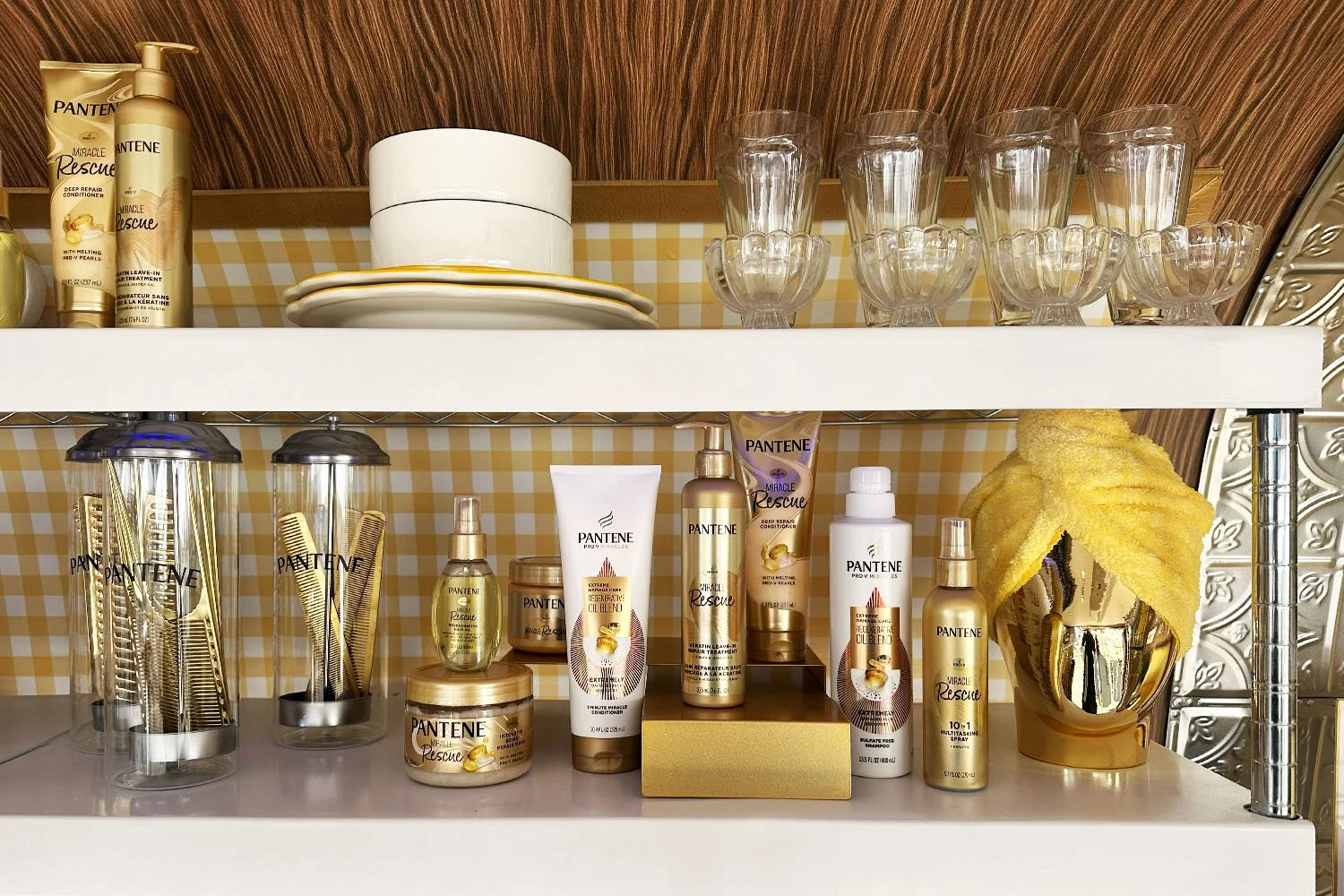 Pantene_GIF_FrontPage_0004_Shelves.jpg