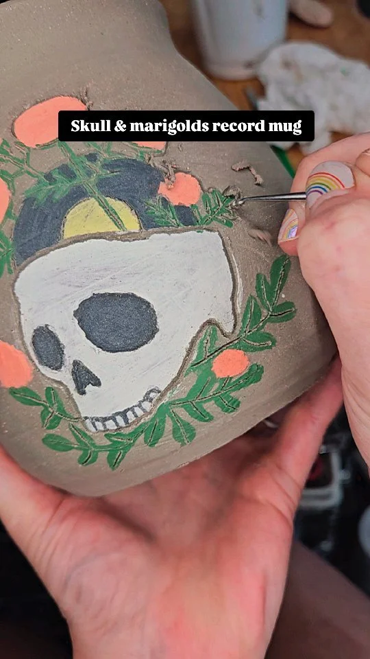 Skulls, flowers, and music make me happy. More cute skull mugs are in the works!
.
.
.
#brunswickmdart #ceramics #ceramicmug #skullandflowers #frederickmdart #gardenart #coffeemug #marylandartist #clayistheway