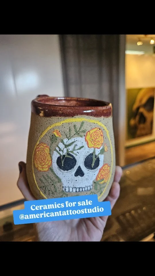 @americantattoostudio is kindly selling some of my ceramics! You can pay cash for all of these items! Tiny pots, mugs, planters, and a Venus!
.
.
.
#brunswickmd #brunswickmdart #ceramics #starrynightartstudio #artistsoninsta #artistsofinsta #marylan