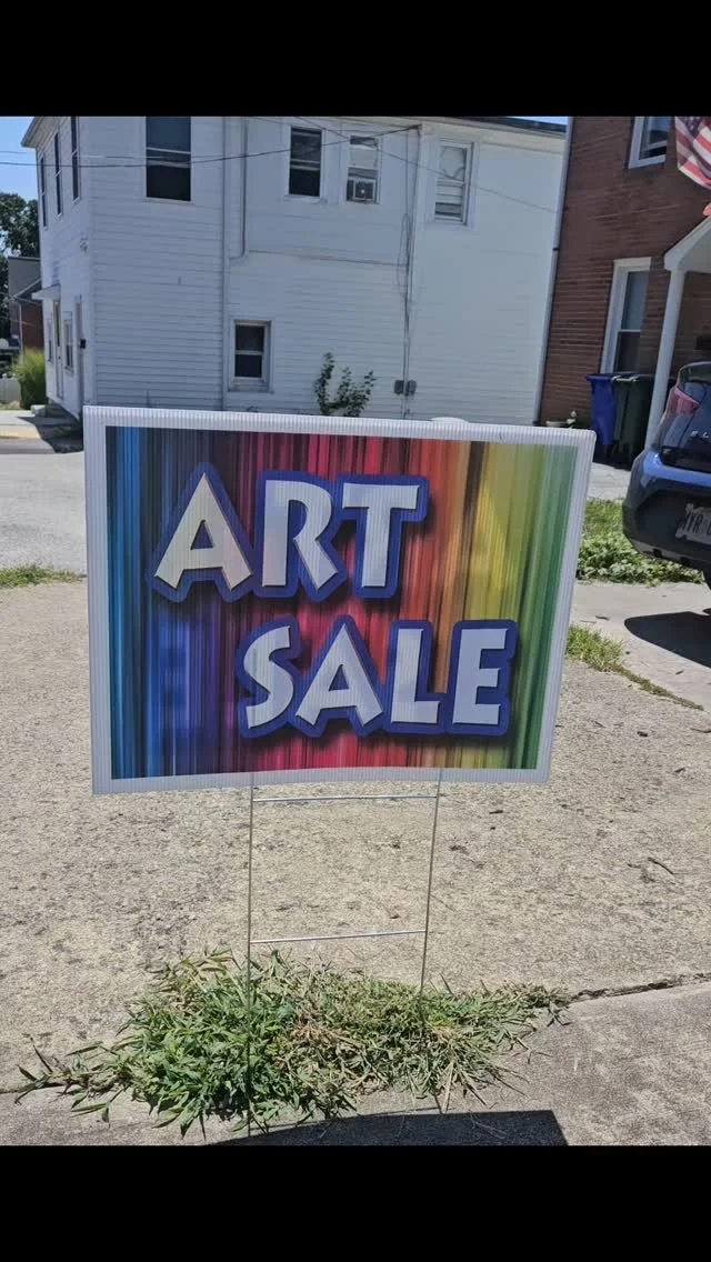Open House sales are now happening at my studio in Brunswick! Come check it out on Maple Ave, look for the insane wildflower garden🧡🌼🏵 and smile for the cameras ✌️🎥
.
.
.
#ceramics #potteryforsale #artfosalebyartist #artmarket #diy #portraitpain