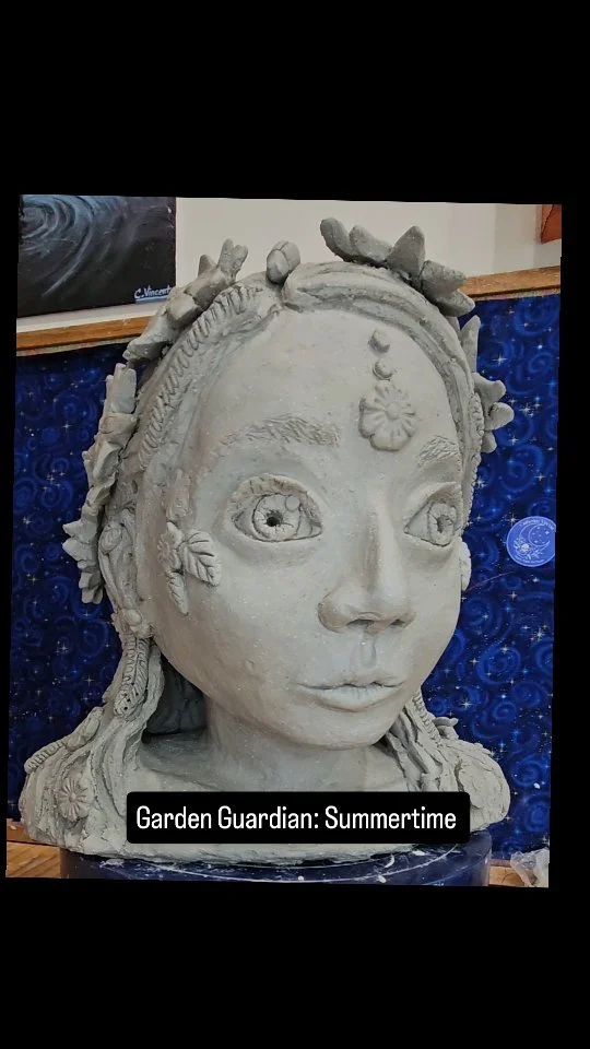 Garden Guardian: Summertime. Her name is Janis. Sunflowers, black-eyed susans, coneflower, wheat, fireflies, and wildflowers create her hair.
.
I can't wait to glaze this 🌼🌸🌻🪻🐛
#ceramics #gardenart #brunswickmdart #hoodcollegeceramics #frederic