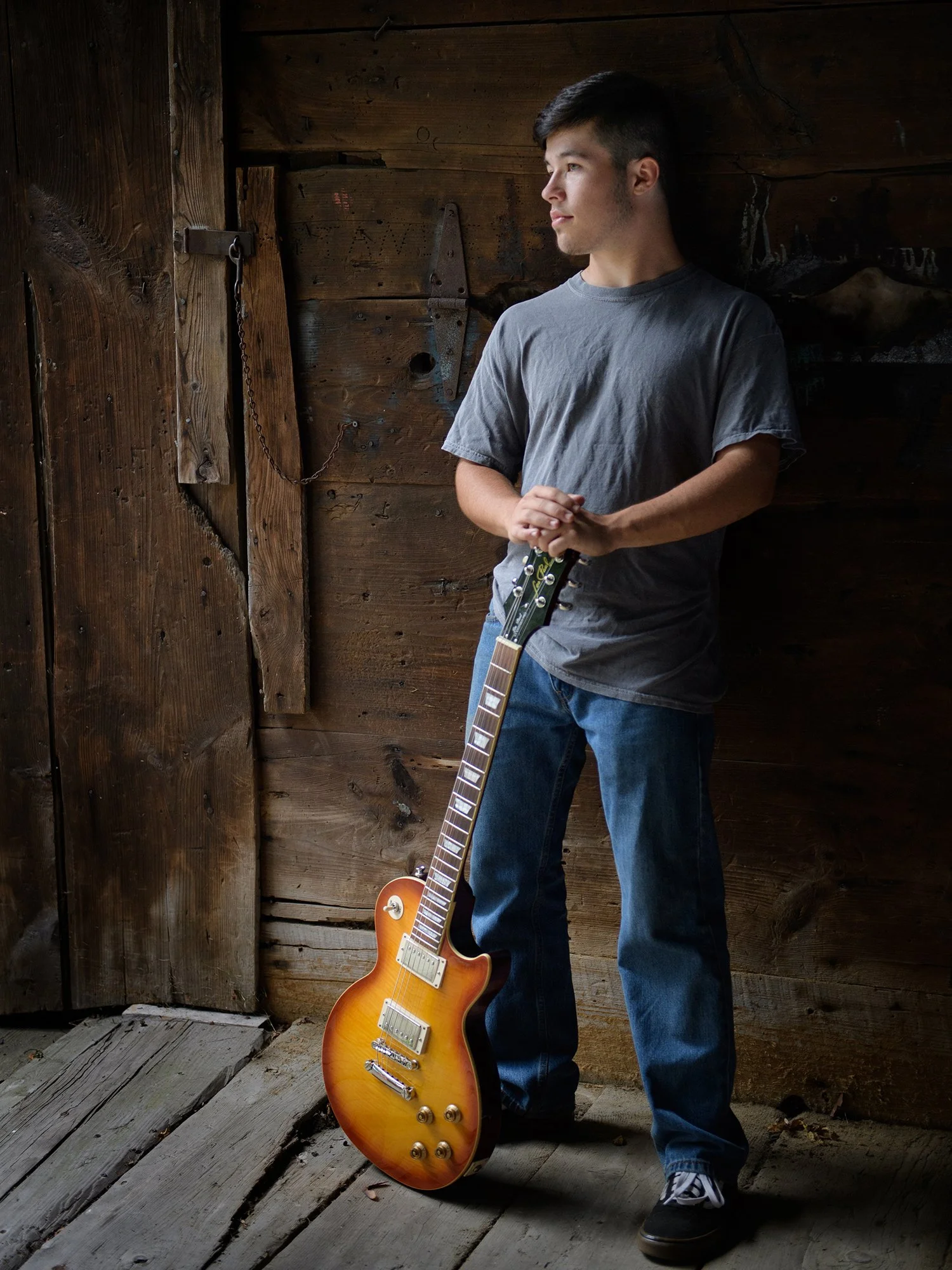 simple-truth-imaging-senior-portrait-musician.jpg