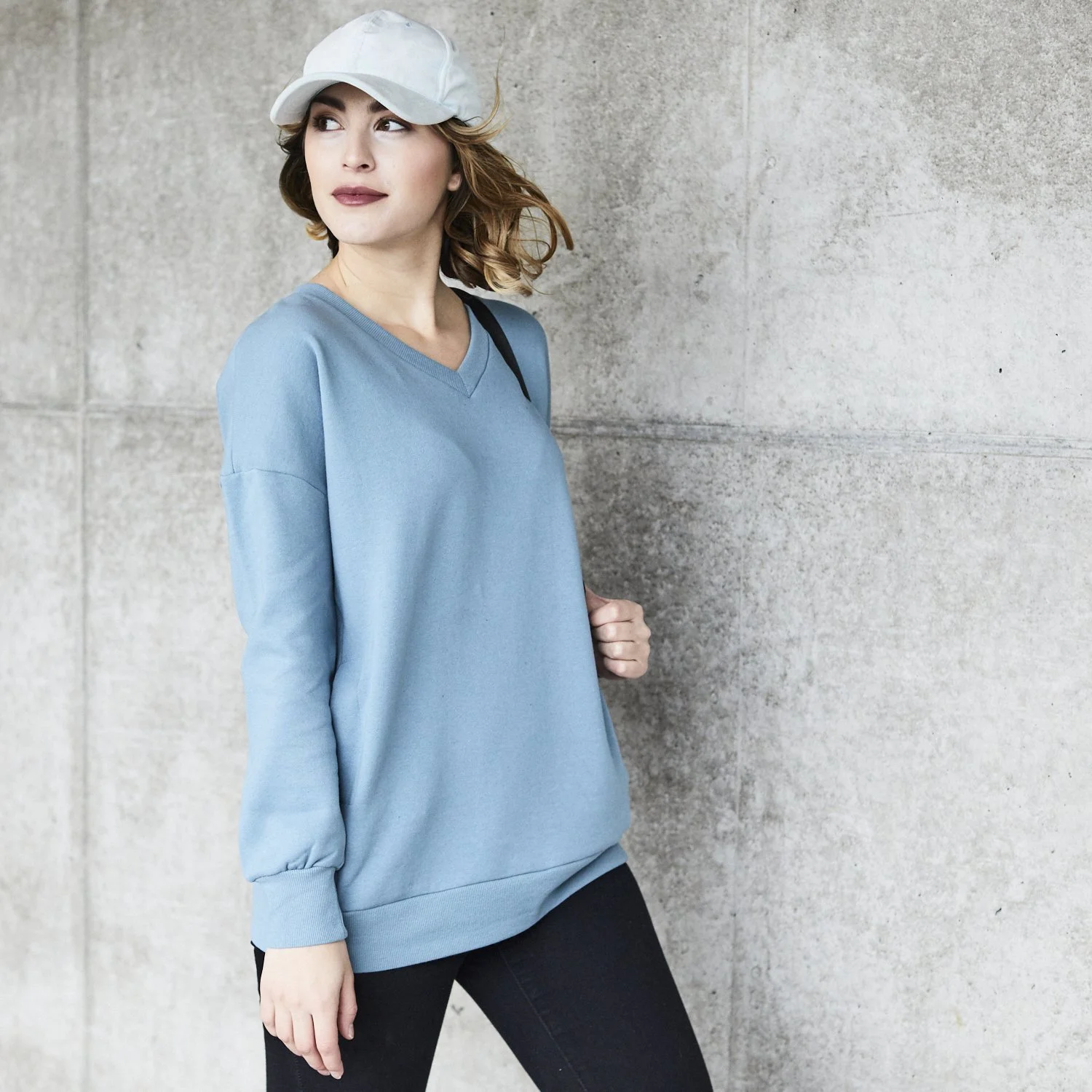 394599_ShortFleeceSweatshirt_2020_0104_ED_025.jpg
