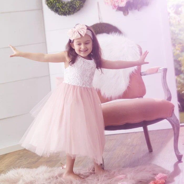 385837_Girly Girl_0122_ED_147_Trinity Gray.jpg