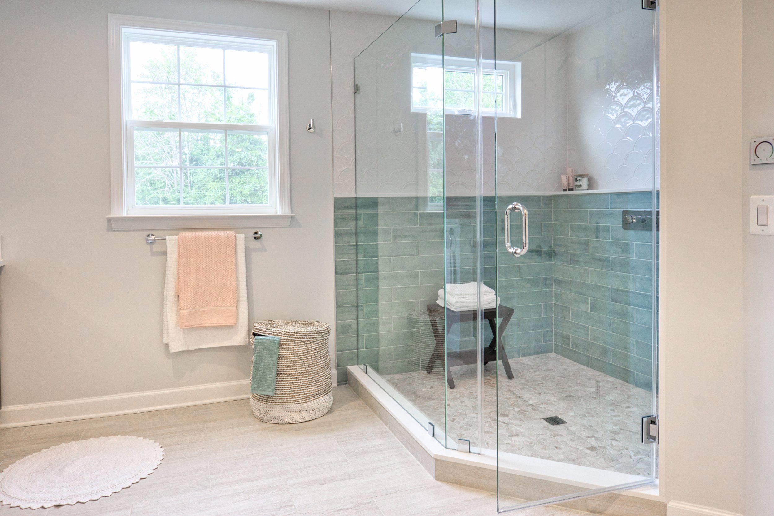 Comment nettoyer les vitres de douche?