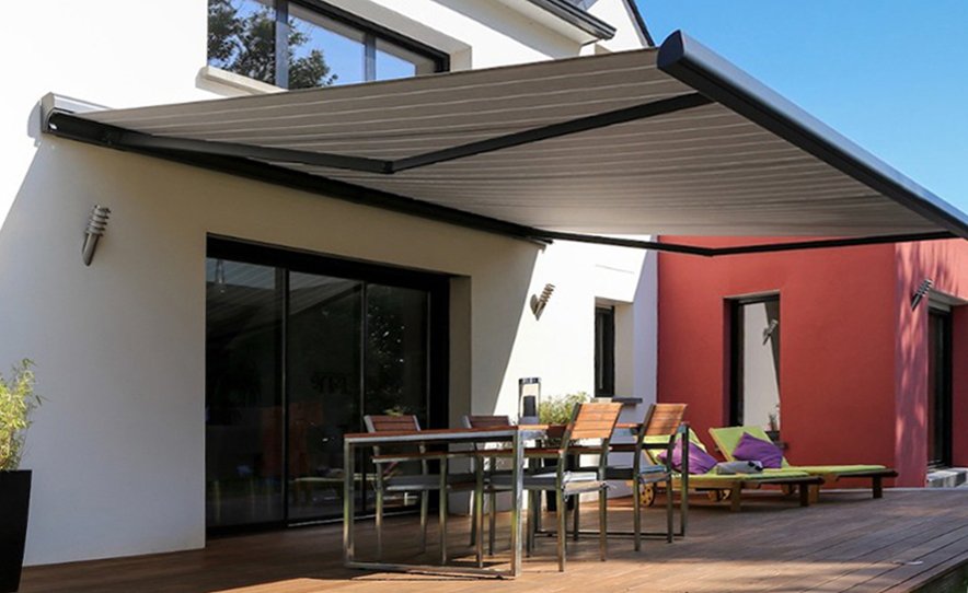 Stein retractable awning 2.jpg