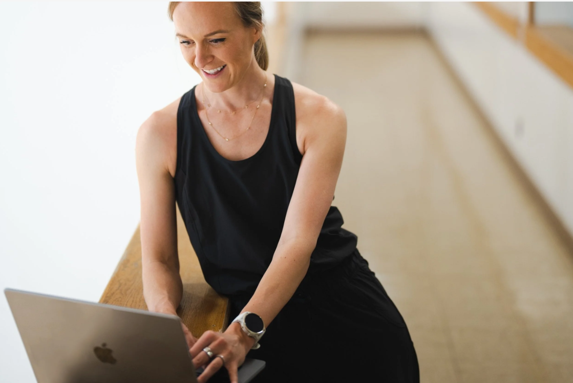 How a Virtual Running Coach Helps You Stay Consistent and Improve Performance