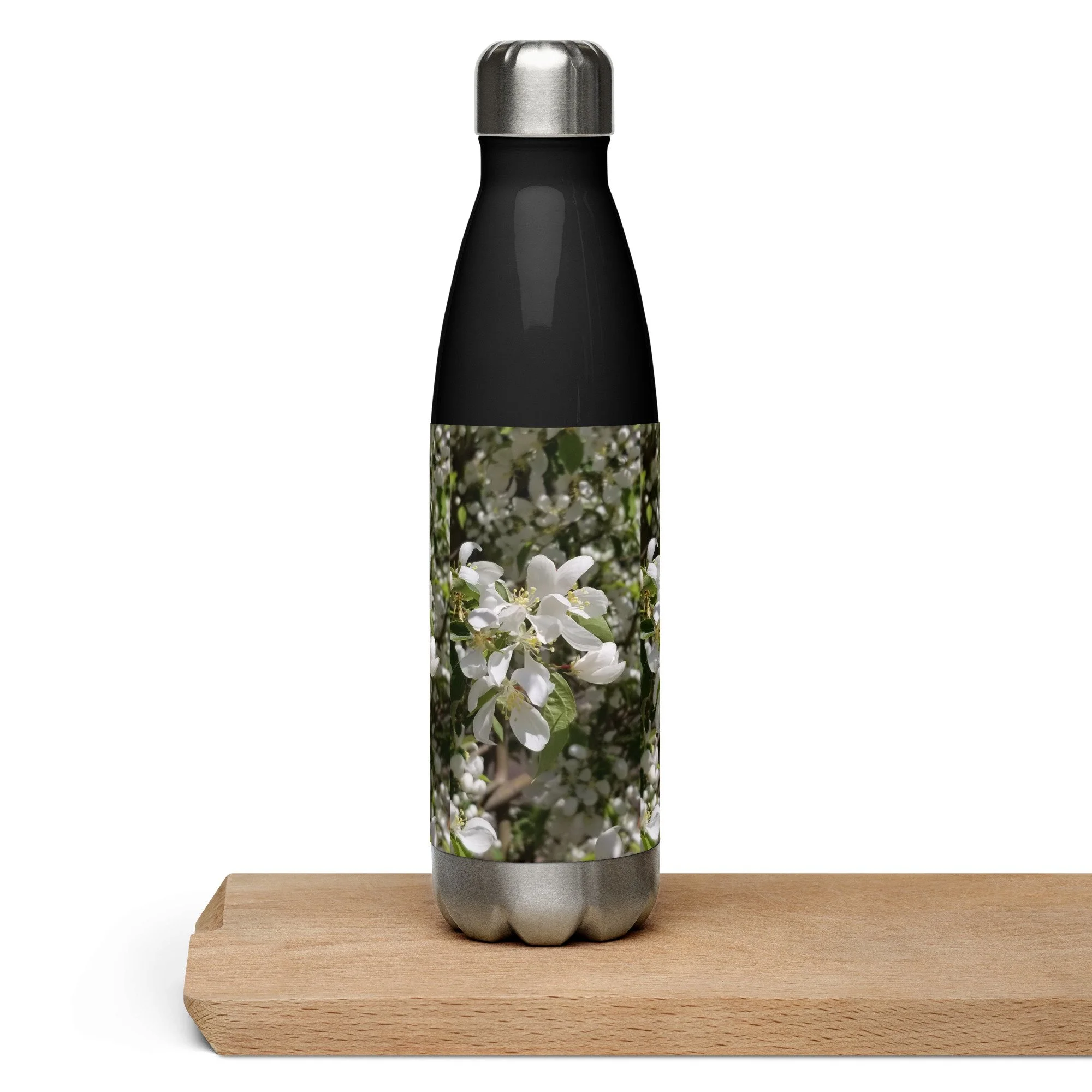 stainless-steel-water-bottle-black-17-oz-front-655268e6b89d6.jpg