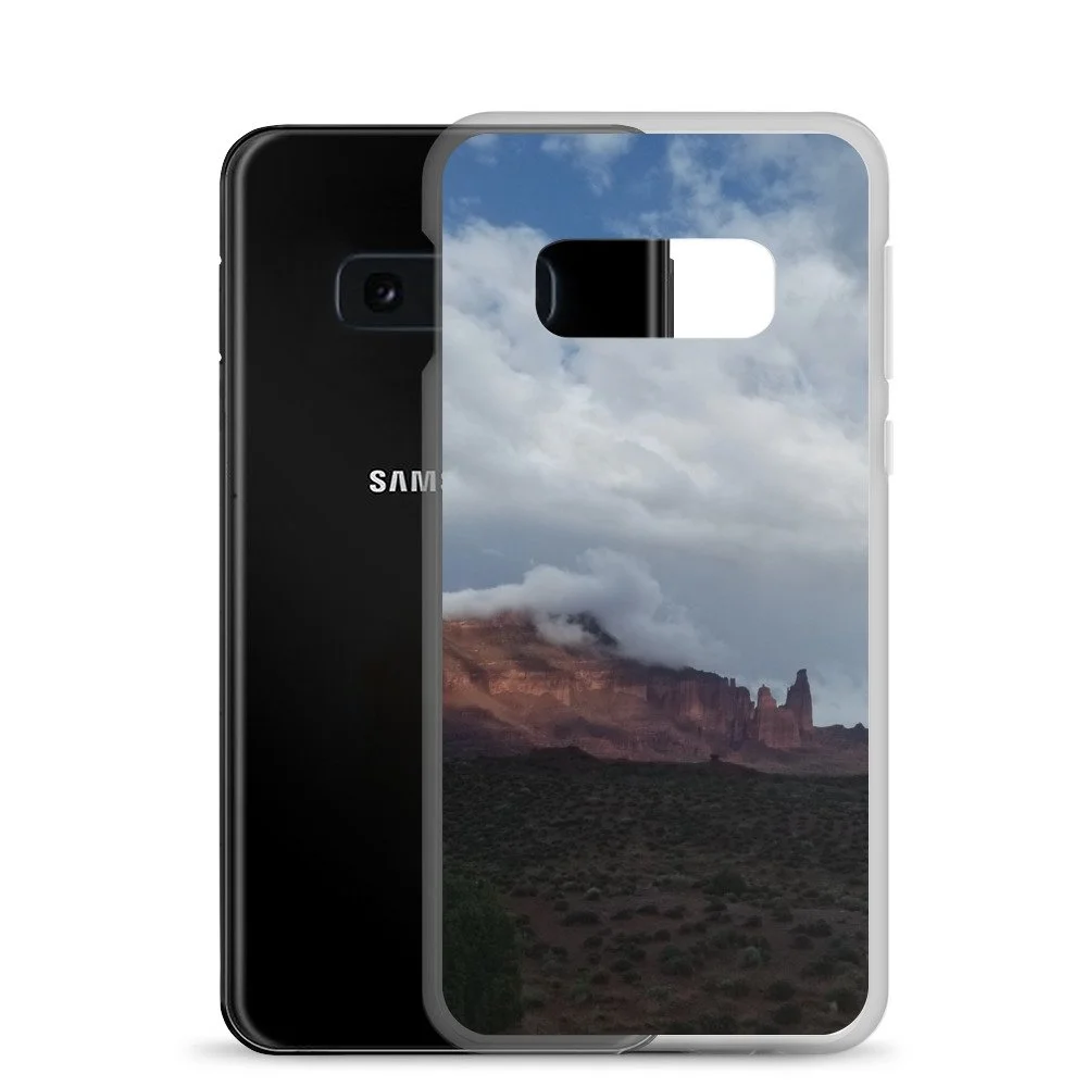 clear-case-for-samsung-samsung-galaxy-s10e-case-with-phone-67461e8941f07.jpg