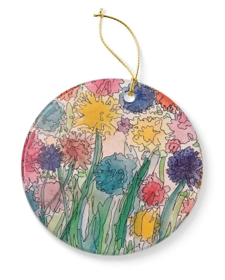Roses are red ❤️
Violets are blue 💙
These floral ornaments can belong to YOU!
Link in bio or visit morganburgard.com 

#flowers #flowerart #flowerpower #ornaments #colorfulart #artgifts #michiganartist #annarbor
