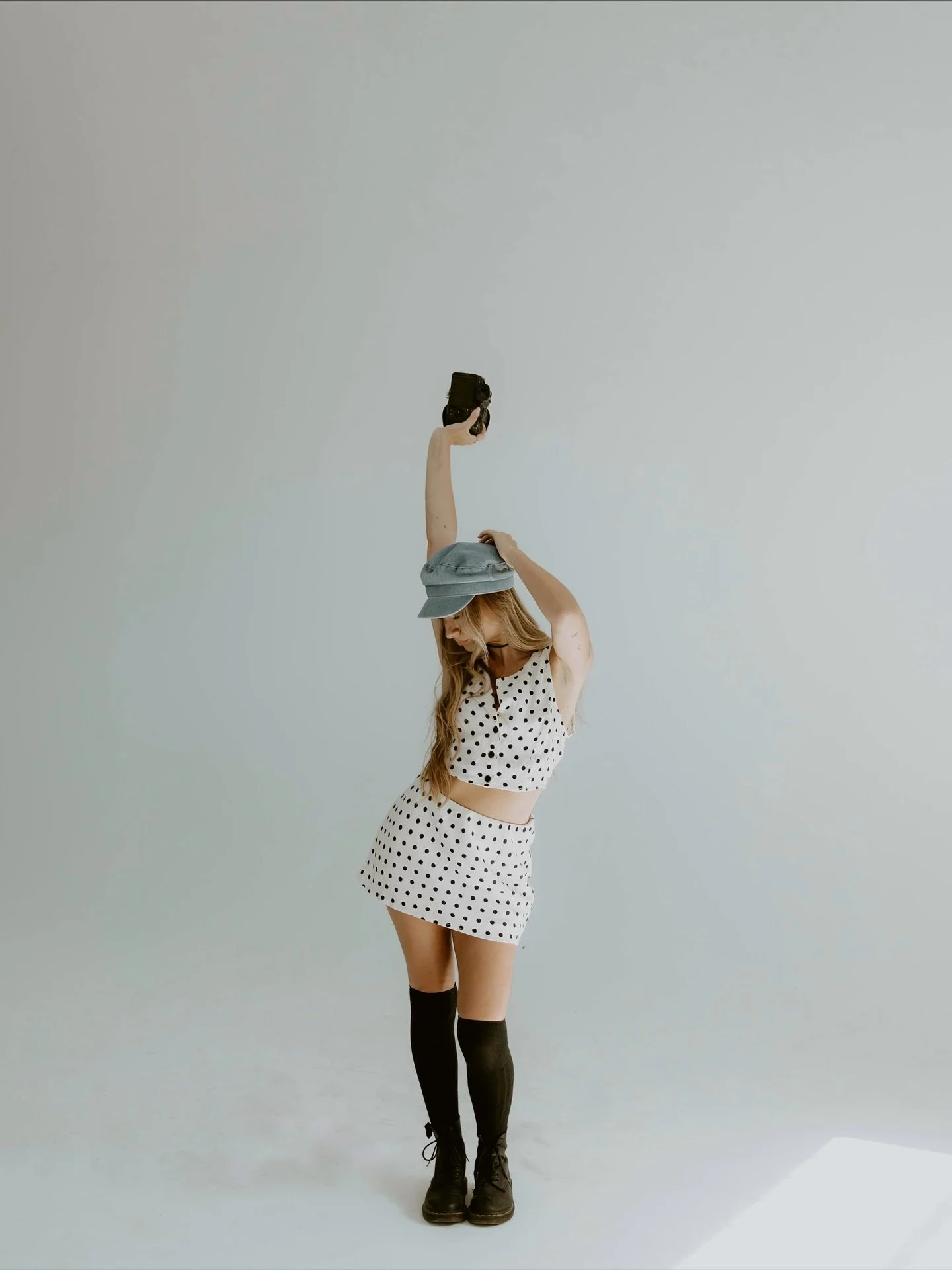 let&rsquo;s do a little giveaway ✨

giving away TWO 30 minute studio sessions for this December/ January! 🤍 (located in Wichita!) 

how to enter: 
- must be following me 
- like &amp; save post! 
- tag 3 pals in the comments
- share to your story fo
