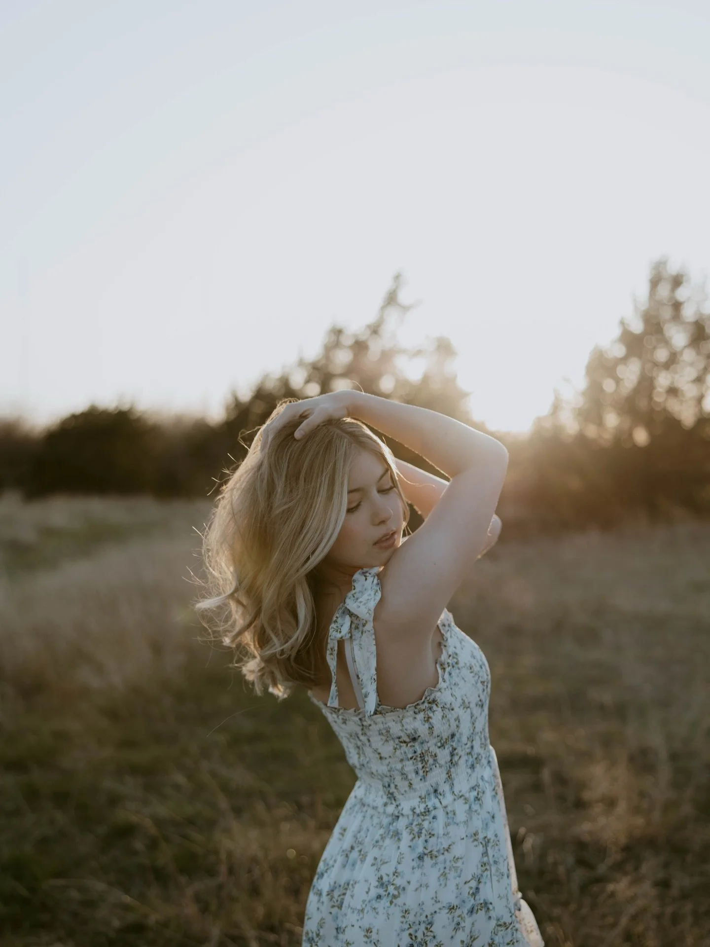 as much of a summer girl I am - the soft winter light does hit different 🤌🏼