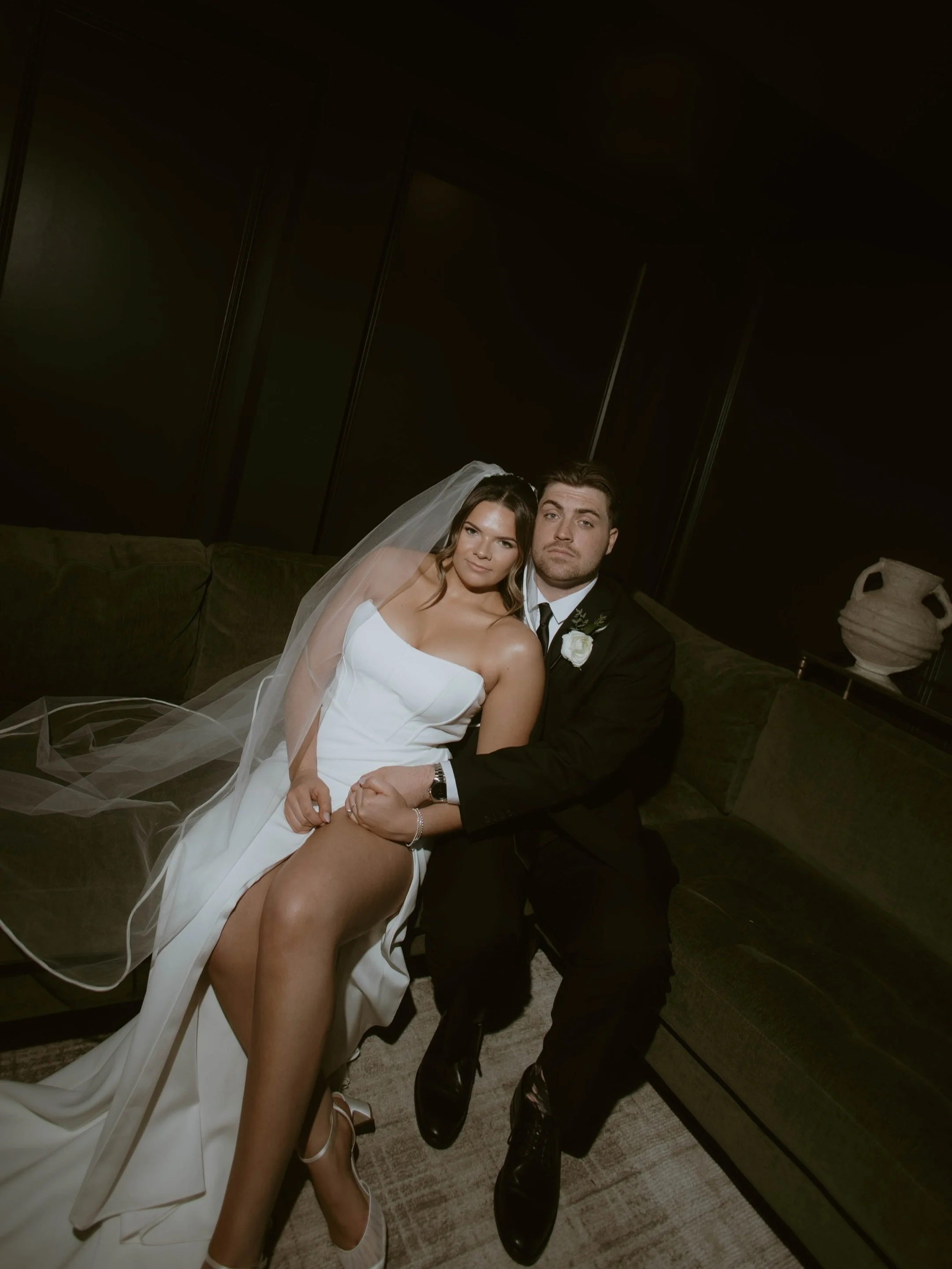 every detail that went into the Deppe wedding day was spot on ✨✨✨

venue @theglasshouseatriveroaks 
planner @avenuebluekc 
photographer @ts.jphotography 
videographer @filmsbykaiti 
florist @inthegardenfloraldesigns 
spray tan @toastellc 
band @mikey