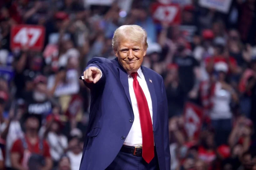 “‘I’m Still Here, Motherfuckers!’ – A Eulogy for Dolly Parton from President Donald Trump”