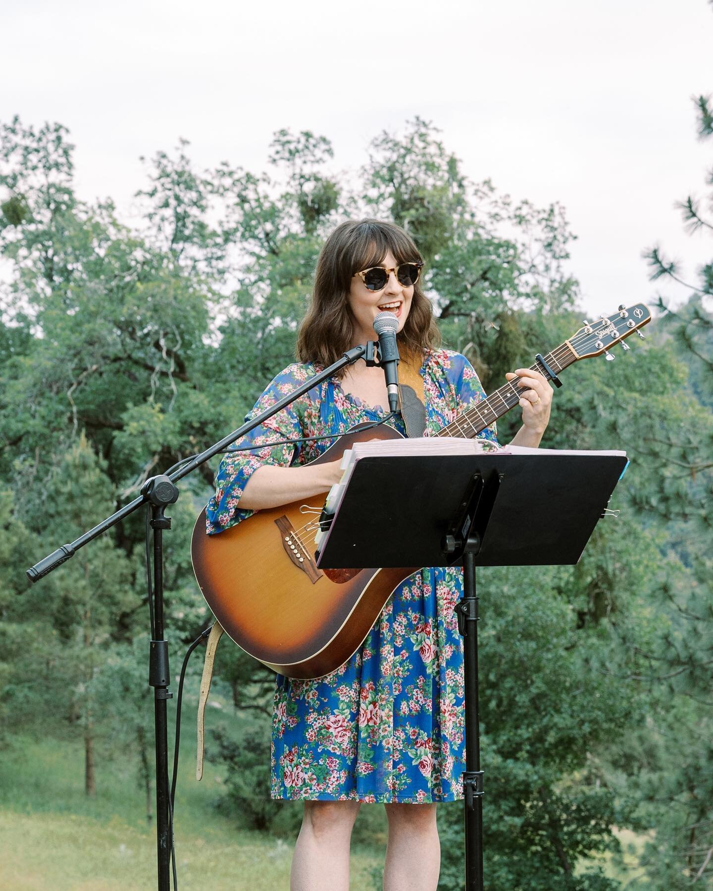 Thanks @ashleynorton.photography for capturing these and @kathrinecasillas for sending them over.. music and trees are a girl&rsquo;s getaway 😁✨