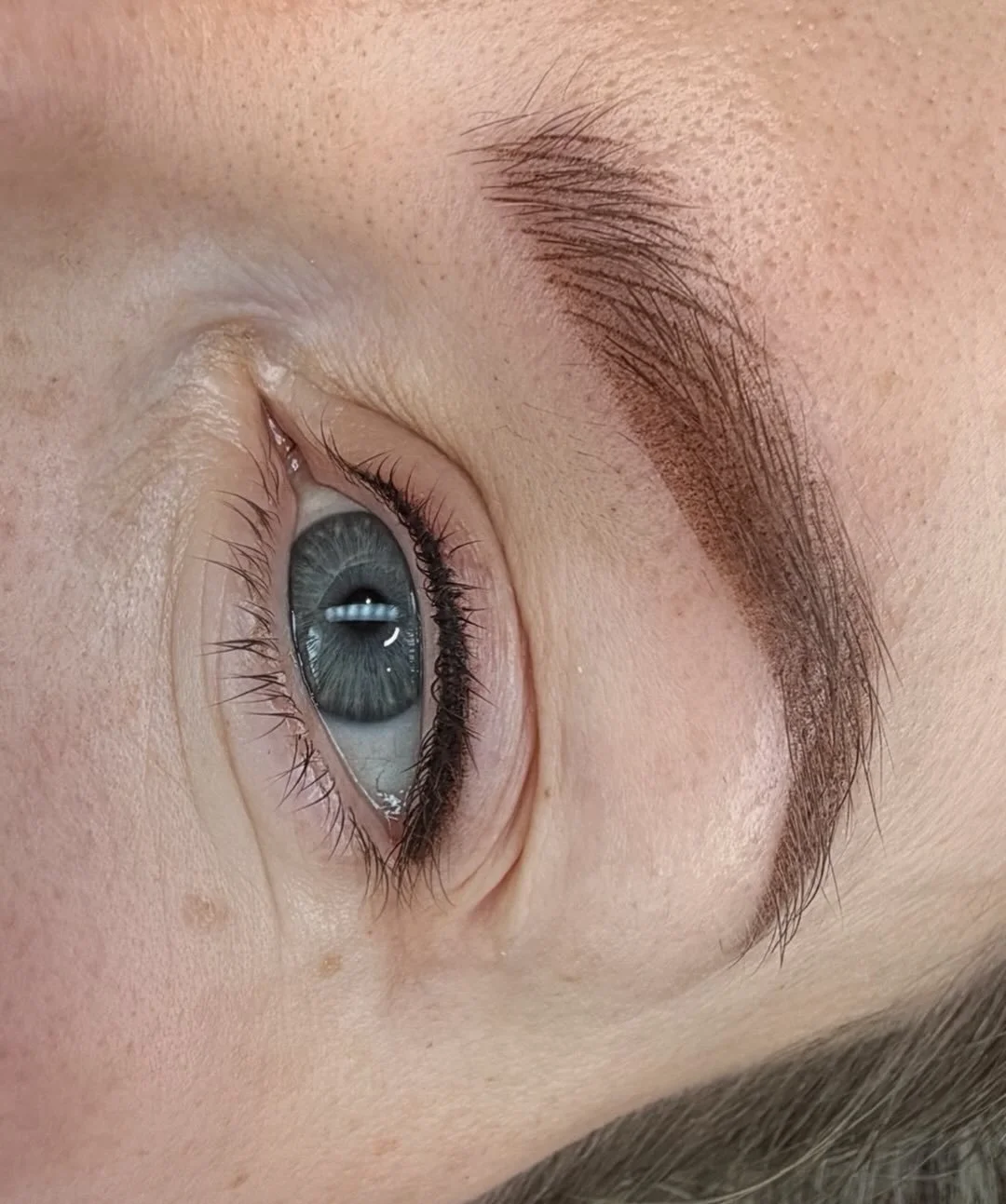Not every brow is suited for just one technique.

This is what we call combo brows, a blend designed to look balanced.

With this client we chose combo brows for a reason.

Her natural brows sat very close together and angled downward, so instead of 