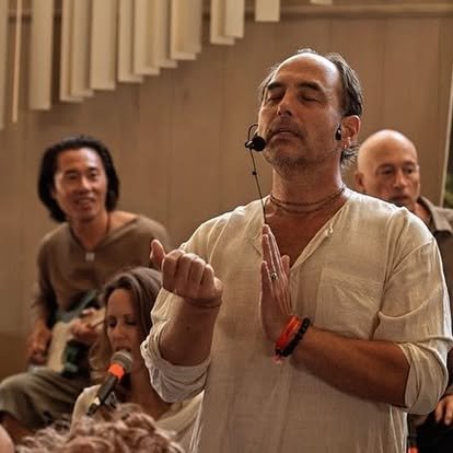 HEART HEALING YOGA AND MUSIC with SAUL DAVID RAYE