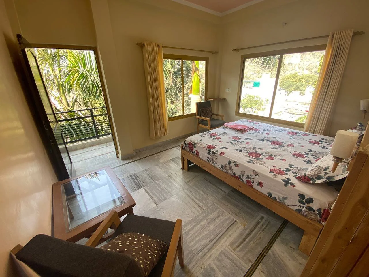 Deluxe bedroom 3.jpeg
