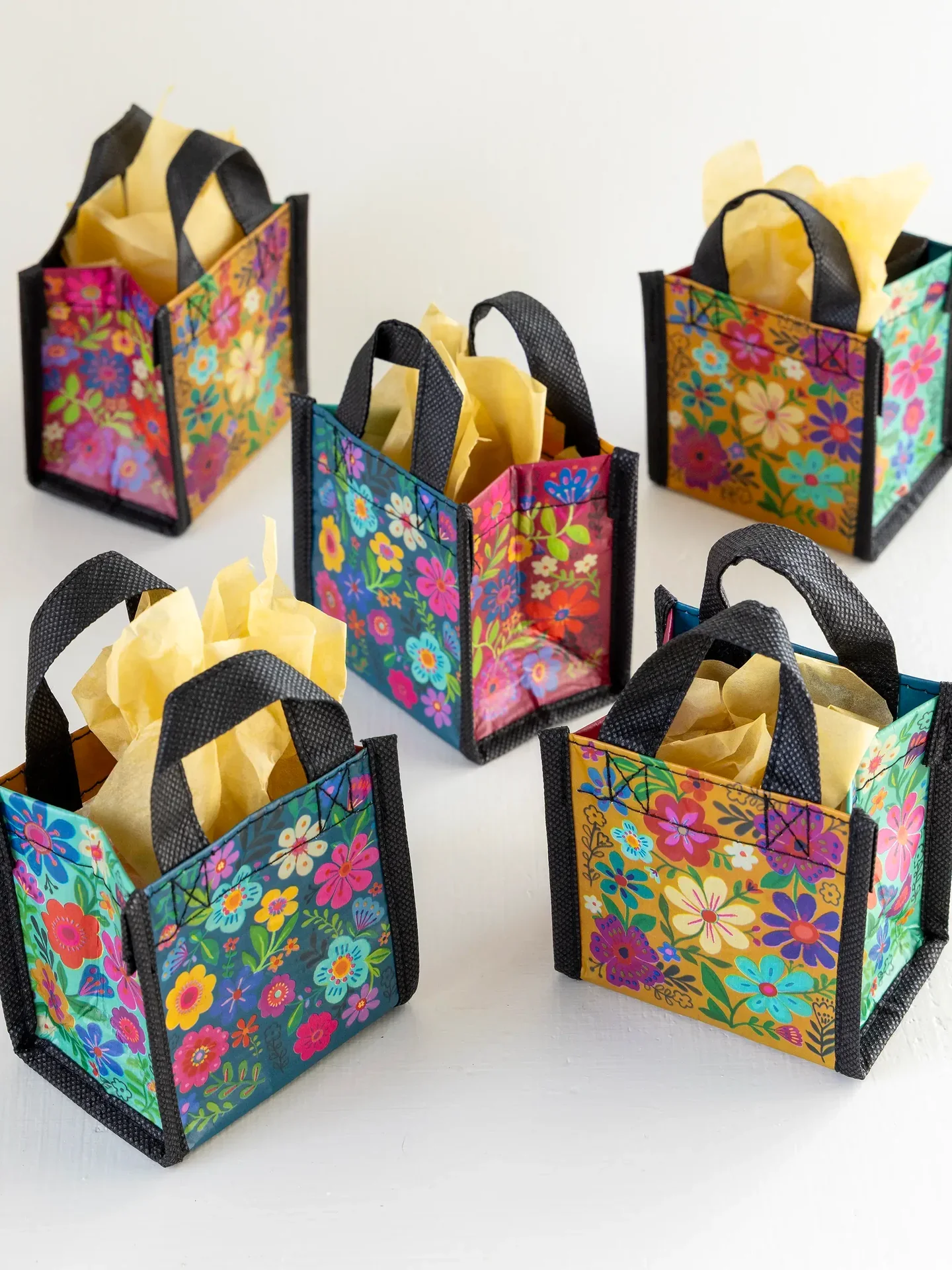 GBAG000275-6.webp