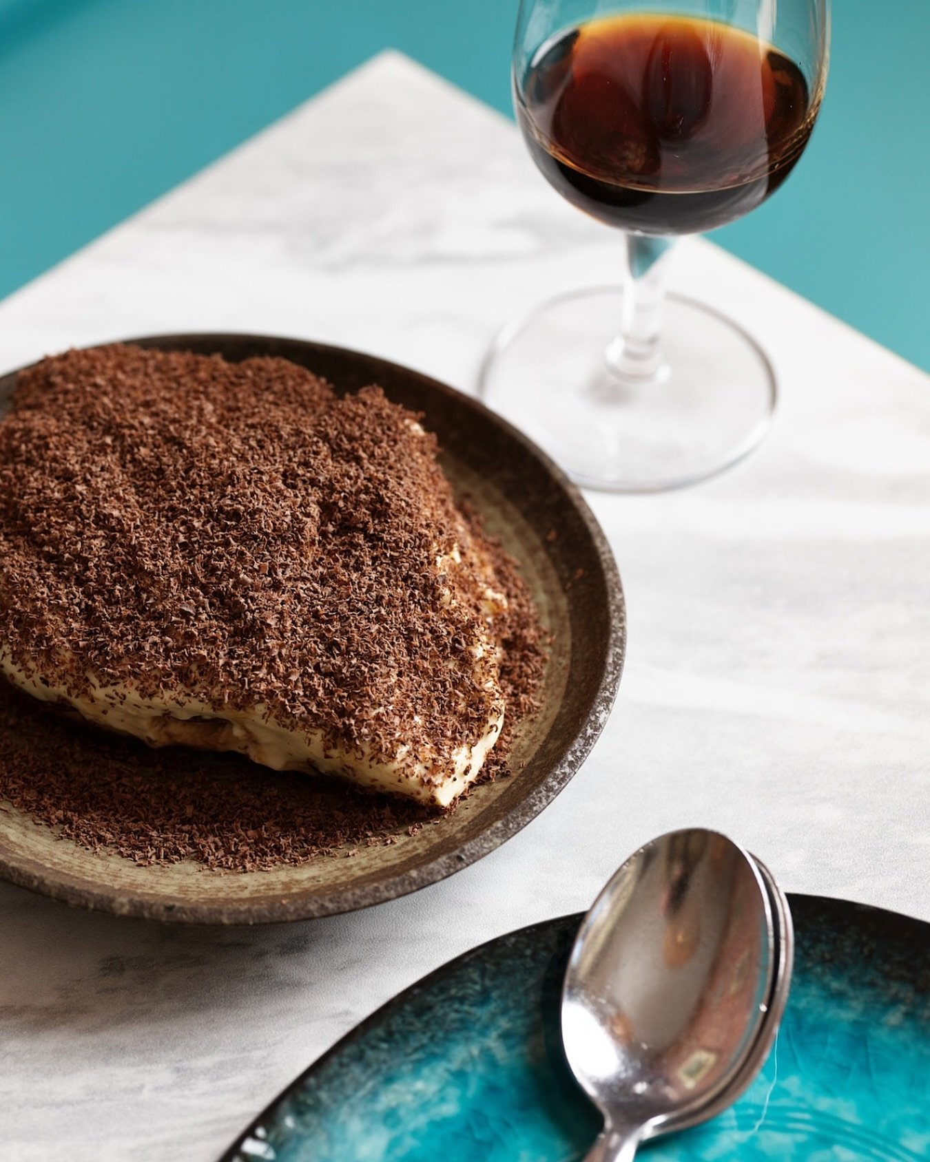 Rainy day blues? Our tiramisu translates to &lsquo;pick me up&rsquo; for a reason: layers of espresso-soaked joy designed to turn any gloomy day around. 

#bacarikirribilli #tiramissu #lowernorthshore #sydneyeats #kirribilli
