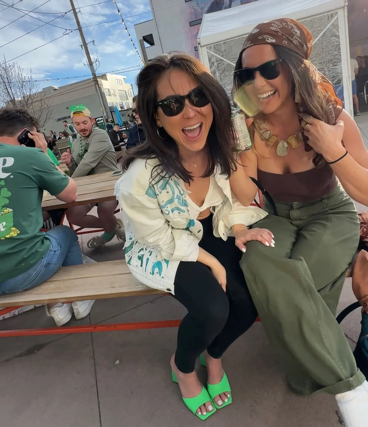 The fact that we can still laugh like this is such a gift. Also shoutout to the people who still ask us if we&rsquo;re sisters. We&rsquo;re actually twins, thank you 👯&zwj;♀️