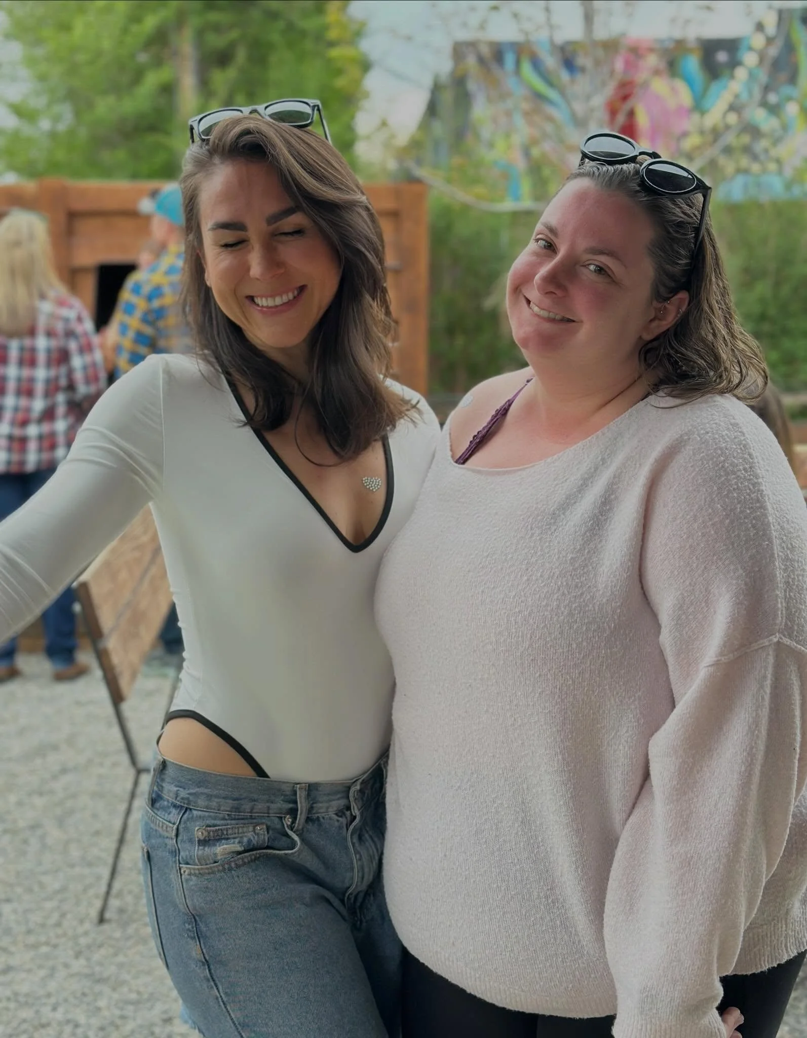 Snippets from this past weekend but also @morgan.coyner visited me and boy does it feel like time hasn&rsquo;t passed. It only took an hour of her sitting on my couch, coworking side by side, for me to be like &ldquo;wait&hellip;are we roommates agai