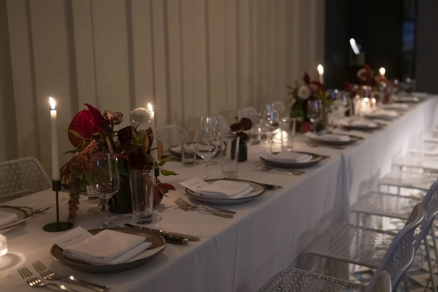 tablescaping is my love language 

#tablescapestyling #thanksgivingdinner #friendsgiving