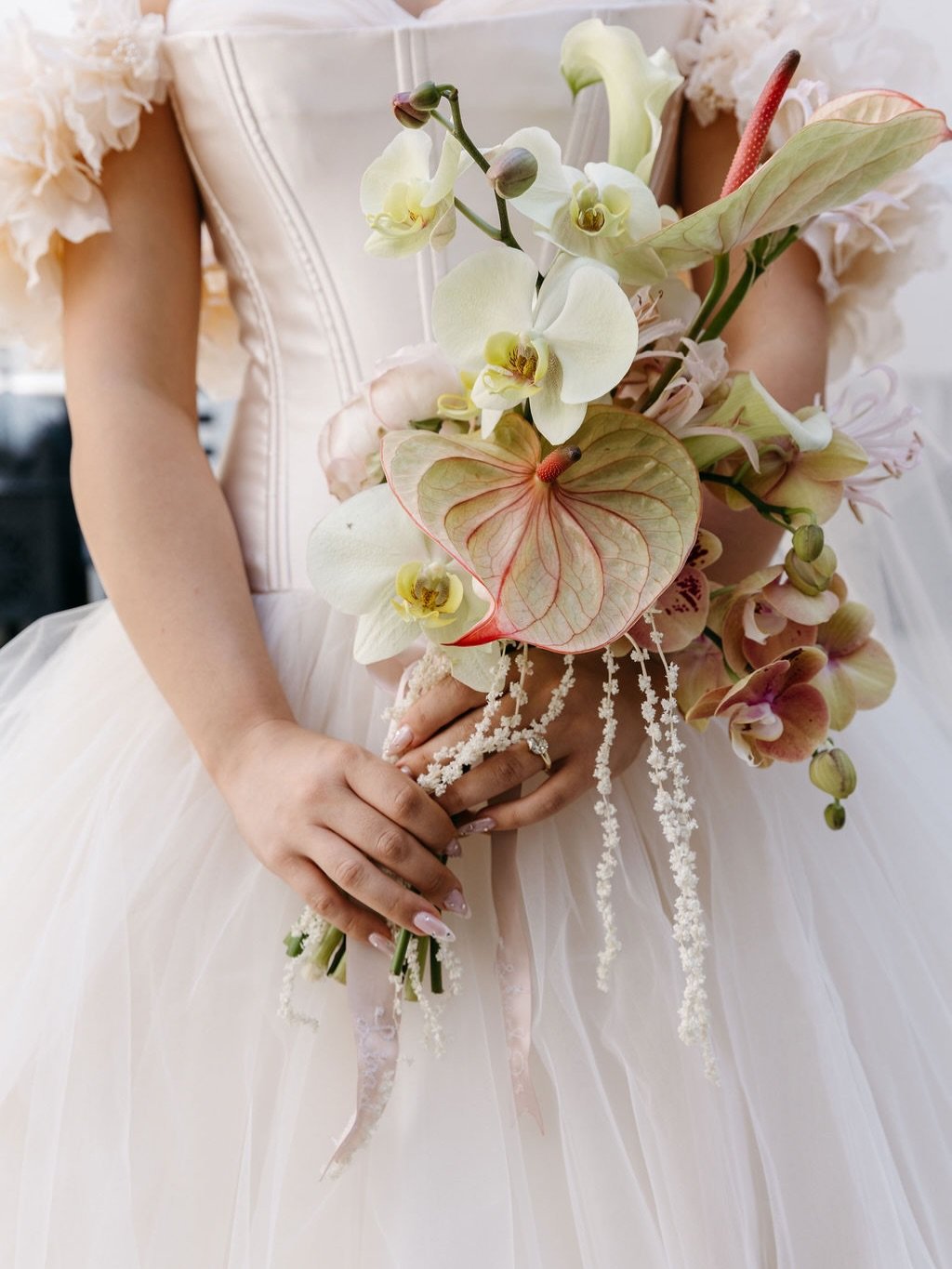 So&hellip;. can you tell we&rsquo;re obsessed with orchids in bridal bouquets ?! Every time I source orchids at the flower market I&rsquo;m amazed with the varieties and color stories. 

We&rsquo;re booking up 2026 weddings and dates are filling up !