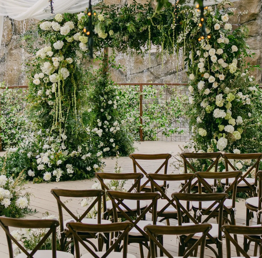 Weddings & Elopements Flowers