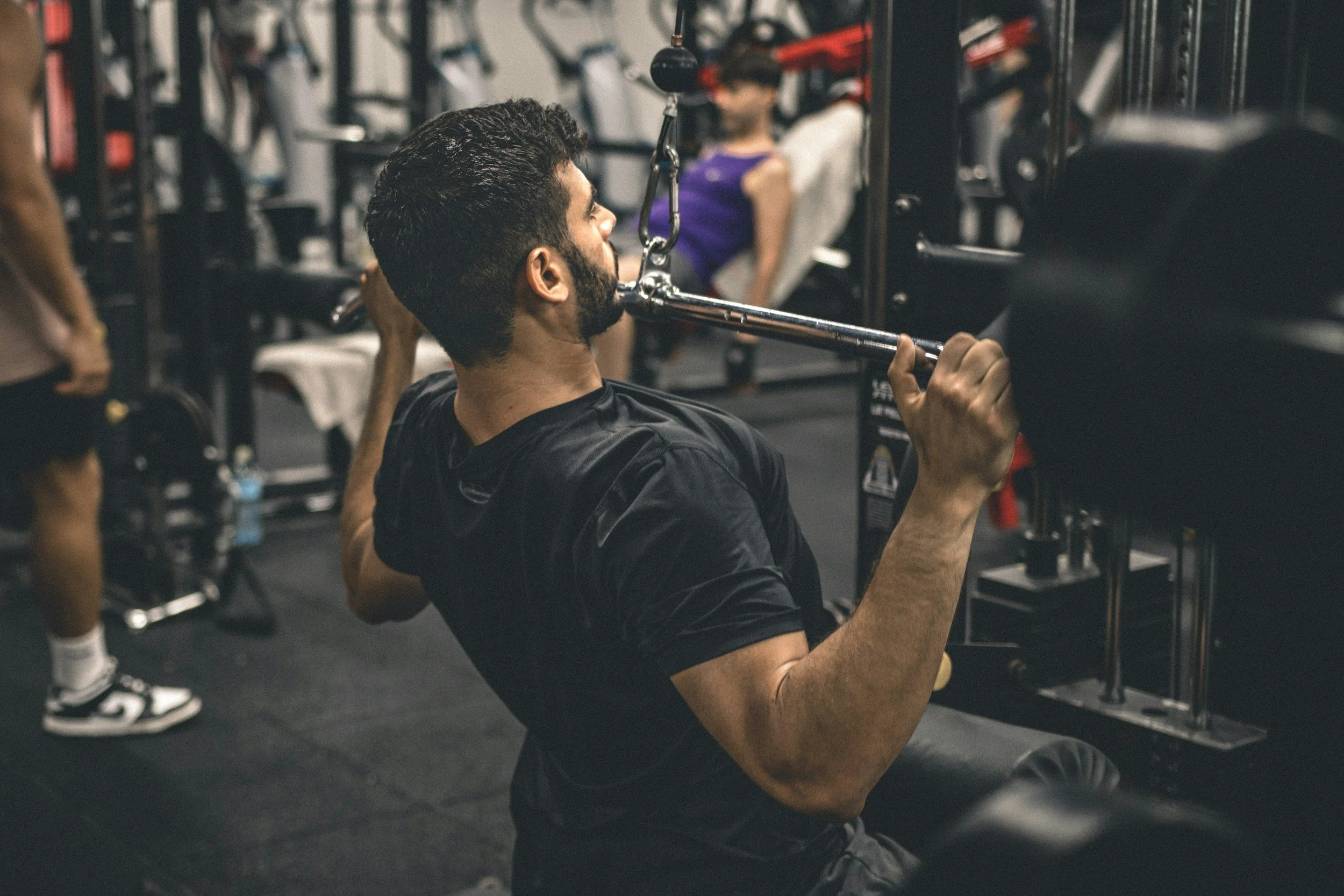 A dad getting strong at the gym to be the best version of himself for his family.