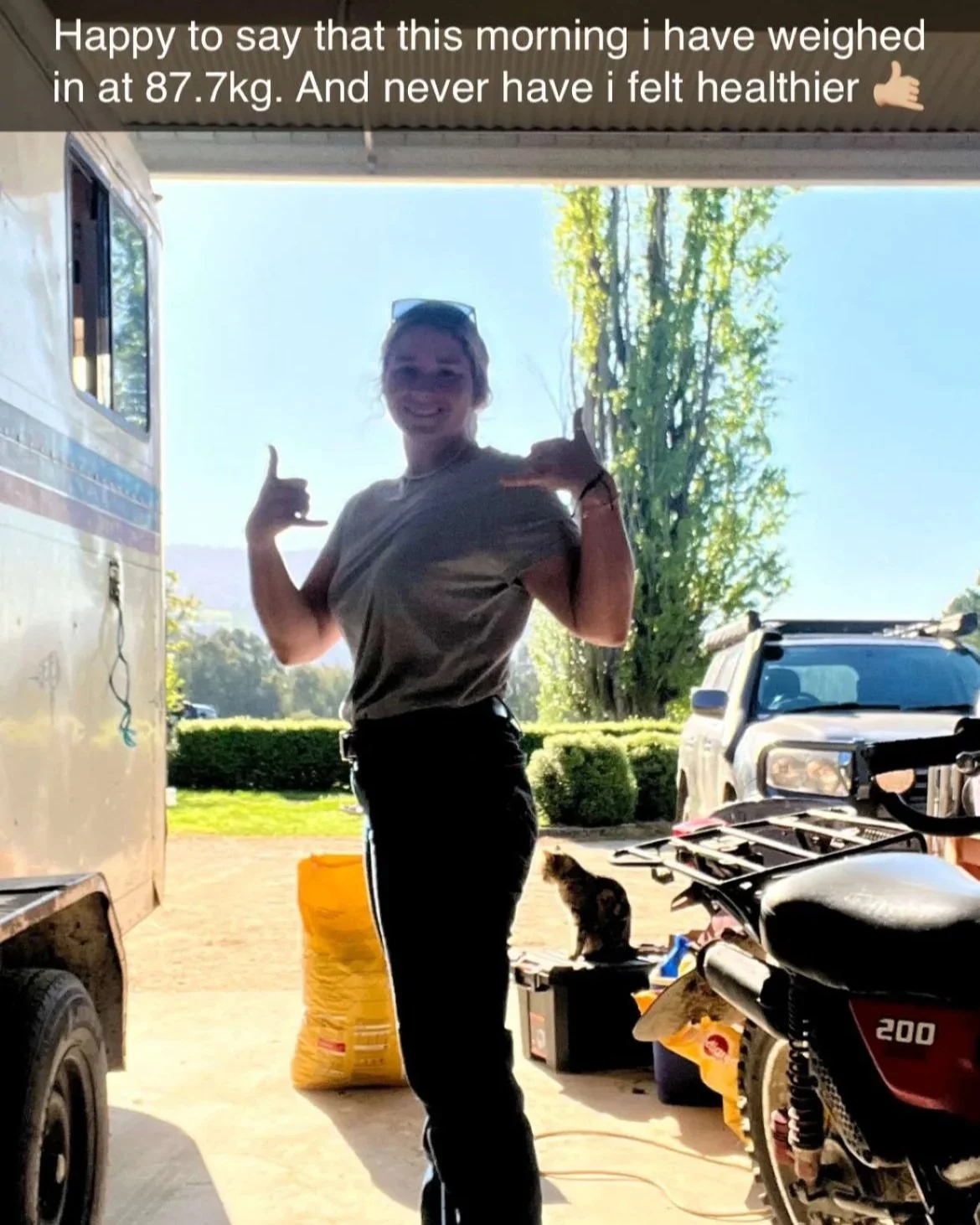 Libbe the cattle rancher showing off her over-30kg of weightloss!